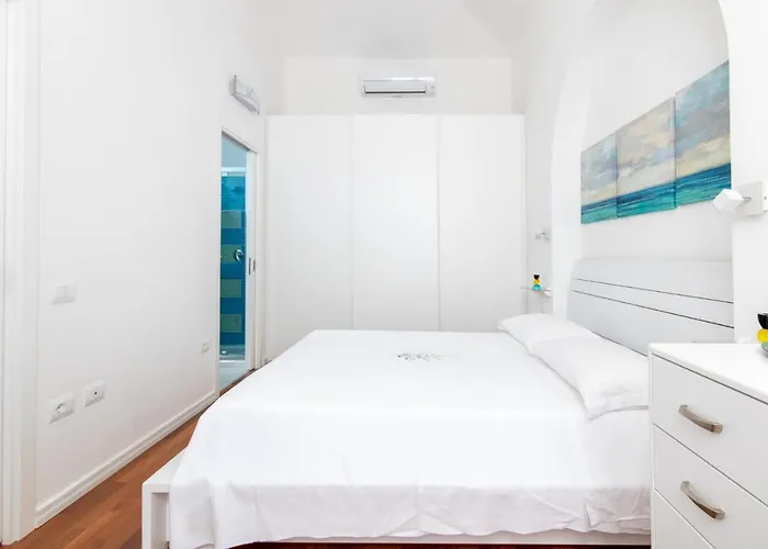 Hc Claudia דירה קליארי